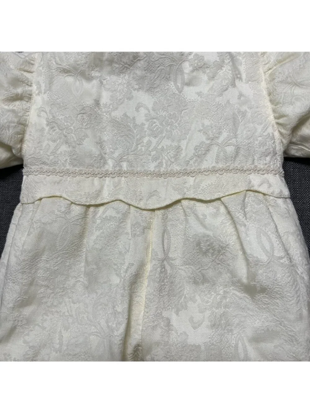 Vintage 80s Baby Snowsuit 6-9 Mo Cream White Jacquard Heart Buttons Giacca Young